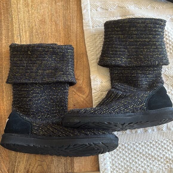 UGG cardy crochet fold over black metallic gold size 8 women’s - Picture 6 of 10